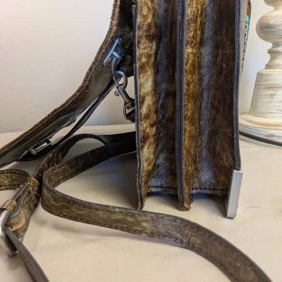 Patricia Nash Brn Leather Stella Flap HandBag w/Intriquite Blue Floral Tooling - Picture 10 of 16